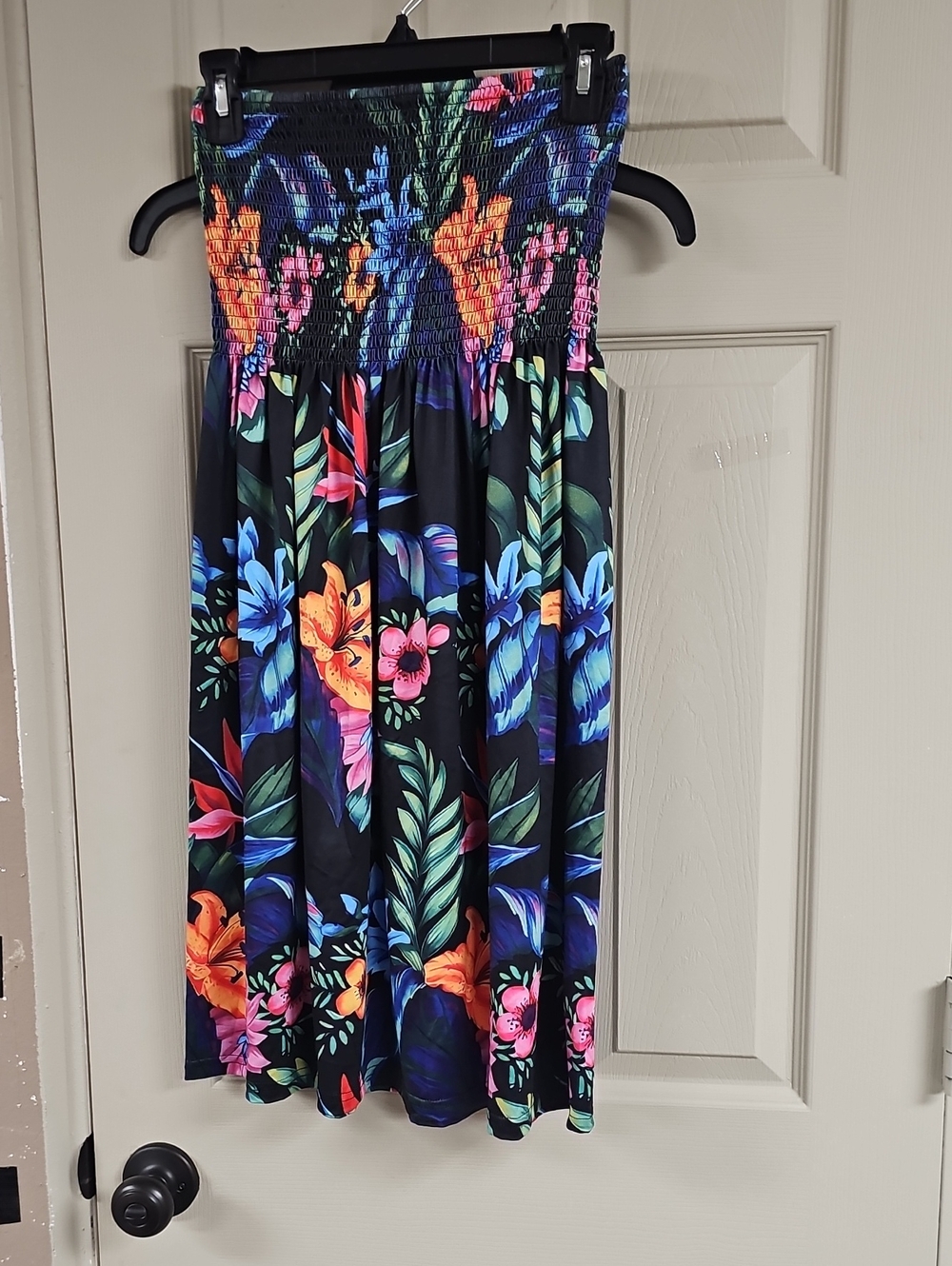 Black Tropical Floral Strapless Dress - Multi-Color